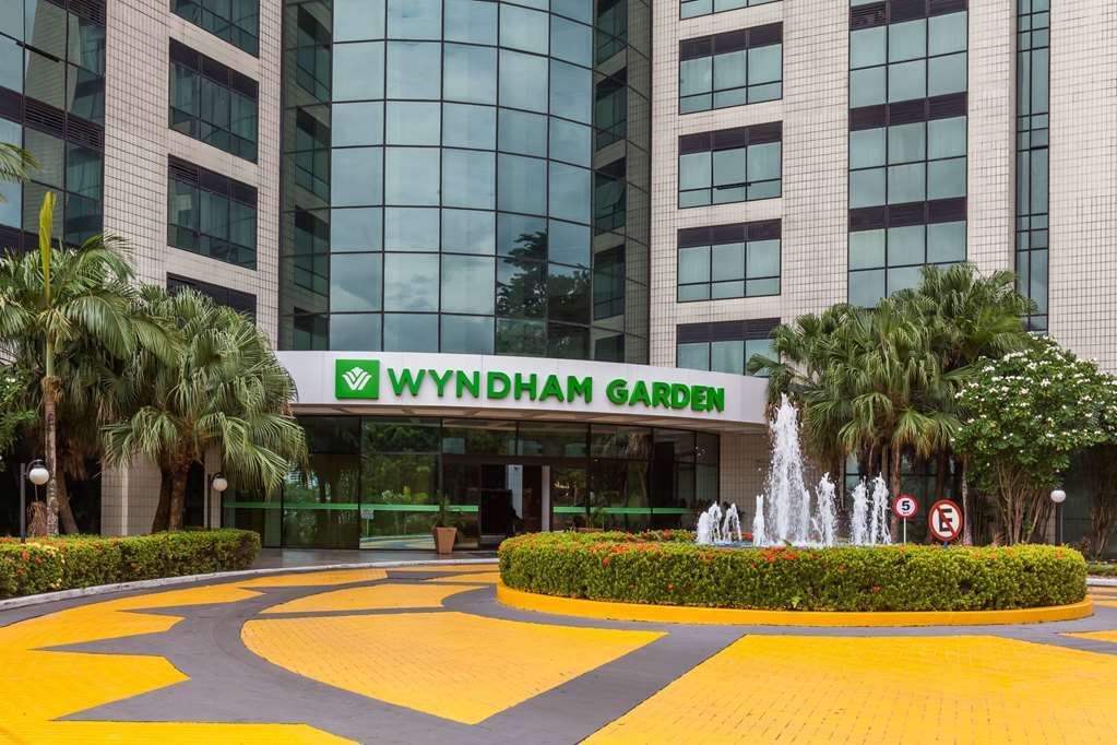 מלון Wyndham Garden מנאוס מראה חיצוני תמונה