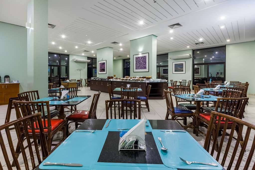 מלון Wyndham Garden מנאוס מסעדה תמונה