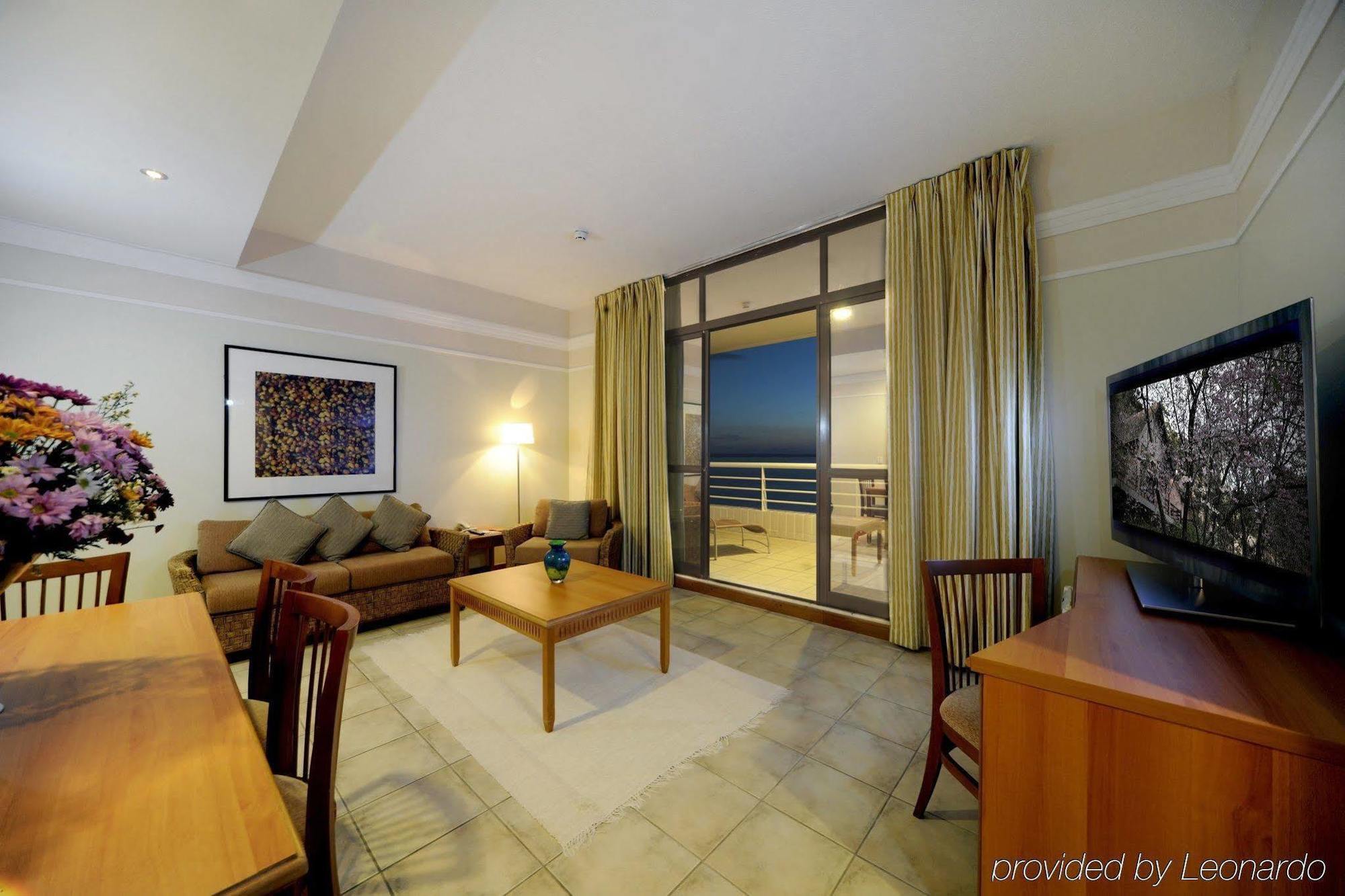מלון Wyndham Garden מנאוס חדר תמונה